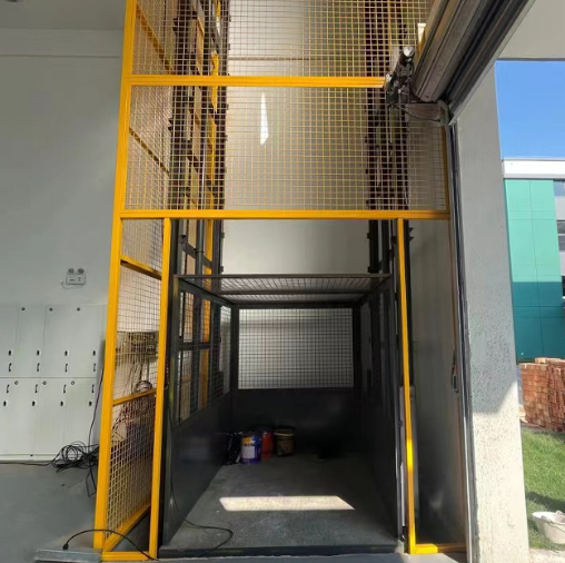 南京导轨式升降机助力物流园破解运输难题