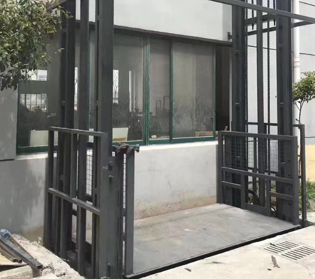 南京导轨式施工升降机助力民生工程提速增效